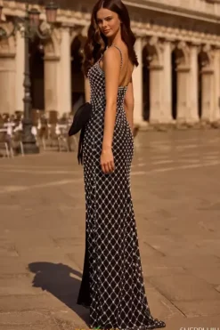 57549^Sherri Hill New