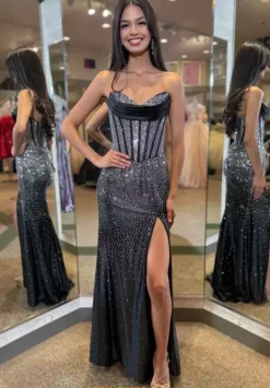 57587^Sherri Hill Hot