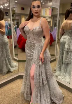 56589^Sherri Hill Discount