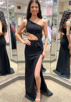 55421^Sherri Hill Outlet