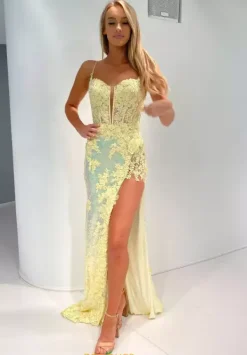 55059^Sherri Hill Outlet