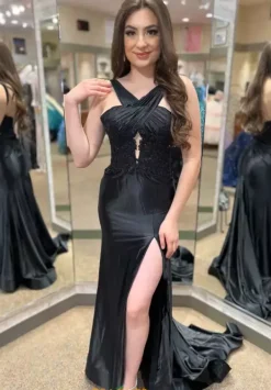 56368^Sherri Hill Best