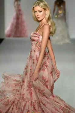 57208^Sherri Hill Hot