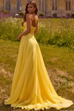 57810^Sherri Hill New