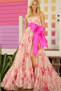 56110^Sherri Hill Online