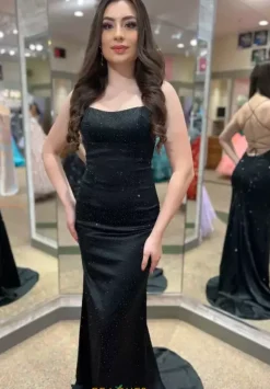 56047^Sherri Hill New