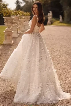 57070^Sherri Hill Outlet