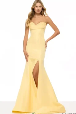 57576^Sherri Hill Hot