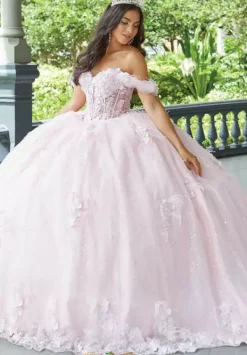 26047^Tiffany Quinceanera New