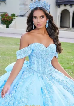 26072^Tiffany Quinceanera