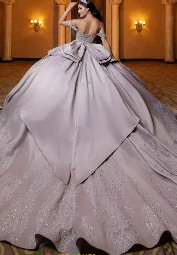 Quinceanera 4080030^Vizcaya Best