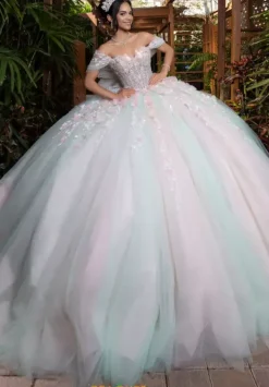 Quinceanera 4080001^Vizcaya New